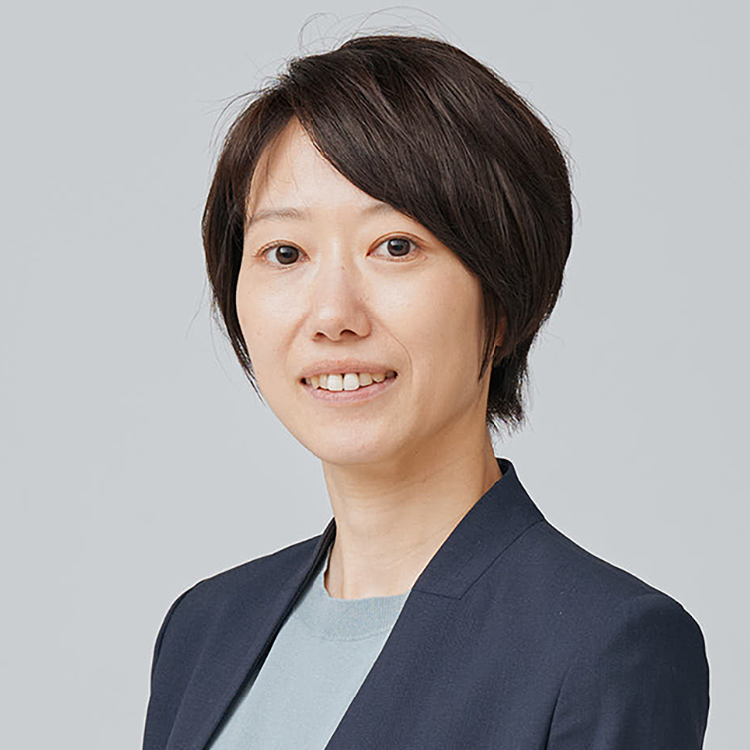 根本　鮎子
